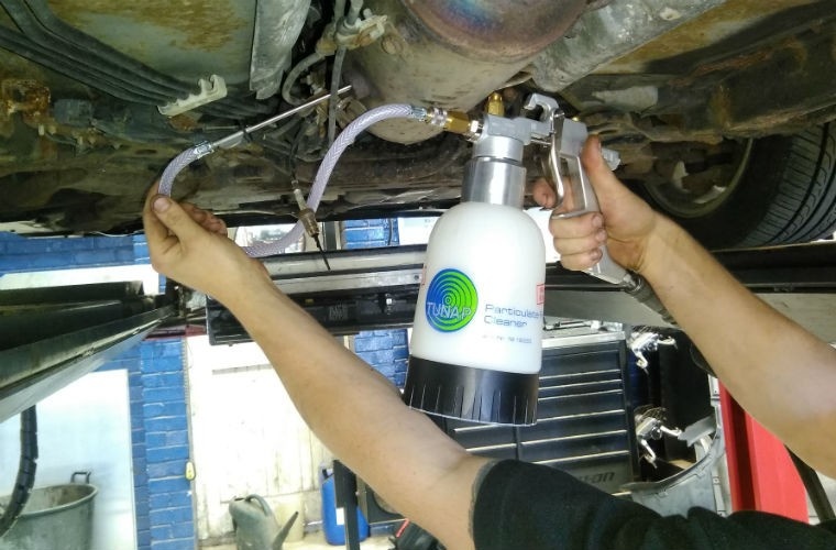 Tiết kiệm thời gian, bảo vệ toàn diện hệ thống khí xả với Vệ sinh không tháo rời (TUNAP microflex® 931 & 932)